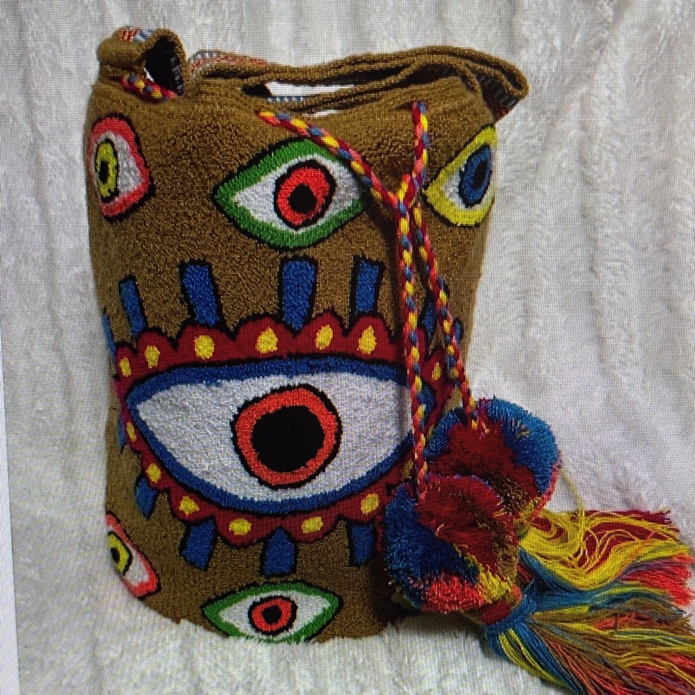 Wayuu Multicolor Eye Pattern Bag - Picture 8 of 10